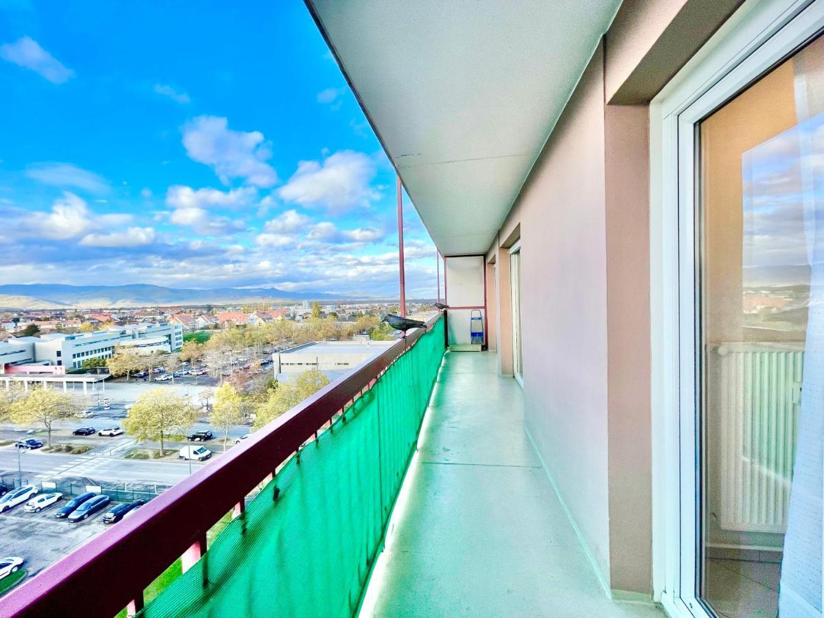 Colmar - La Cigogne - Balcon - Vue Degagee - Netflix - Wifi Fibre - Parking Gratuit - Quartier Populaire Apartment Bagian luar foto